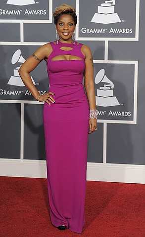Mary J Blige in a hot Gucci gown.