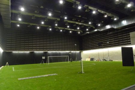 The makeshift indoor pitch they prepared - with real grass - for Messi to shoot his "skills" segment.