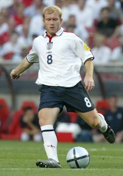 Oh, how Capello and England fans would've loved to see Scholes put on the England kit again.
