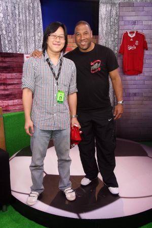 John Barnes and the Manchester United fan =P