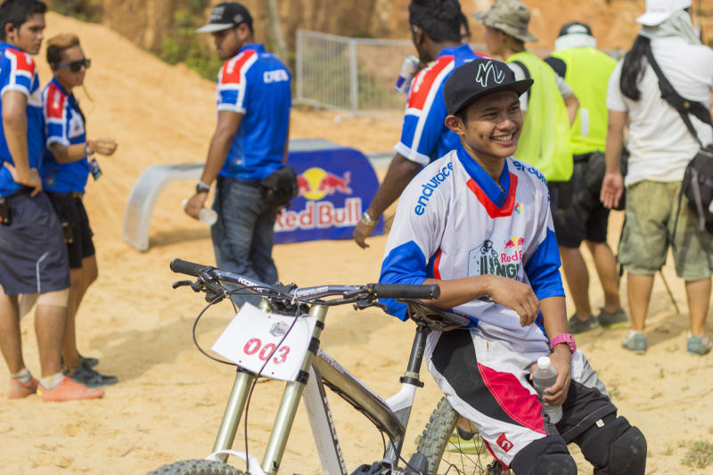 The overall champion, Yavento Ditra Pranata, 22, from Indonesia.