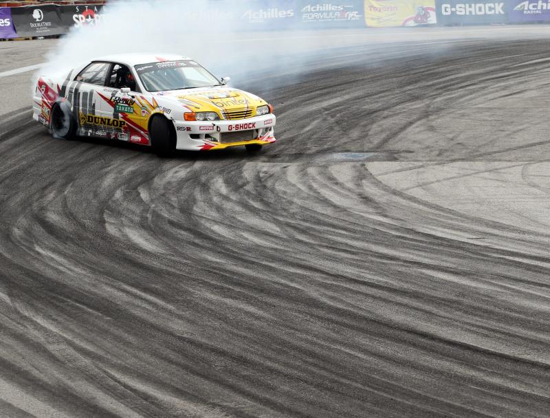 A couple of BRATs  went for a spin (literally) with a professional drift racer.