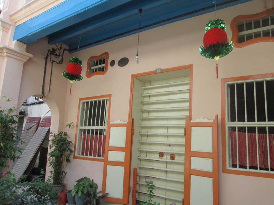 One of the many well-preserved heritage buildings on Ipoh’s ‘Mistress Lane’. The double butterfly-shaped windows are said to improve ventilation, so much so that air-conditioning doesn’t work as the cool air dissipates too quickly.