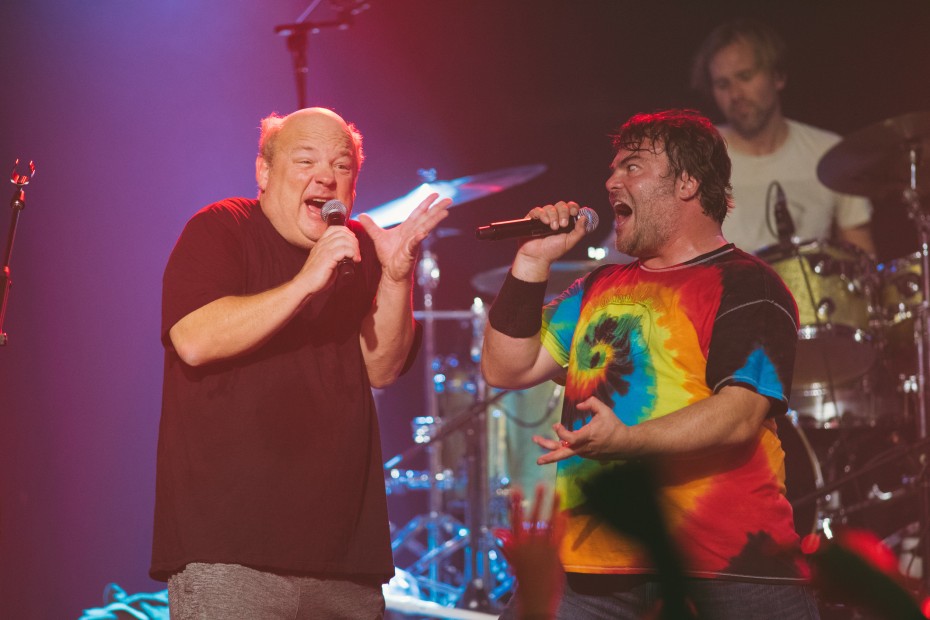 Kyle Gass (L) and Jack Black rocking it out at their Urbascapes Satellite Show at KL Live. Photo by All Is Amazing.