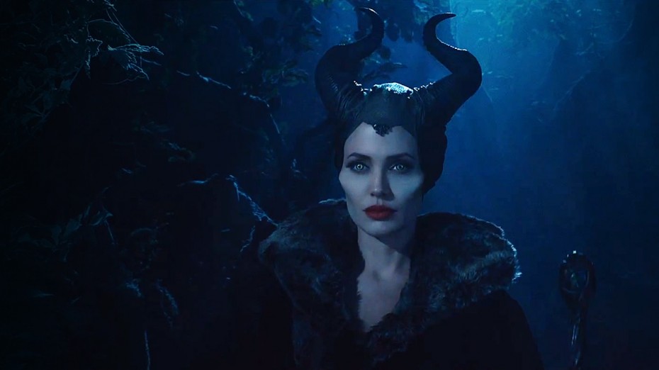 It took two and half hours to transform Angelina Jolie into Maleficent, where she was given prosthetic cheekbones, nose and ears. As for the horns, they were custom-made to be lightweight, magnetic and removable.