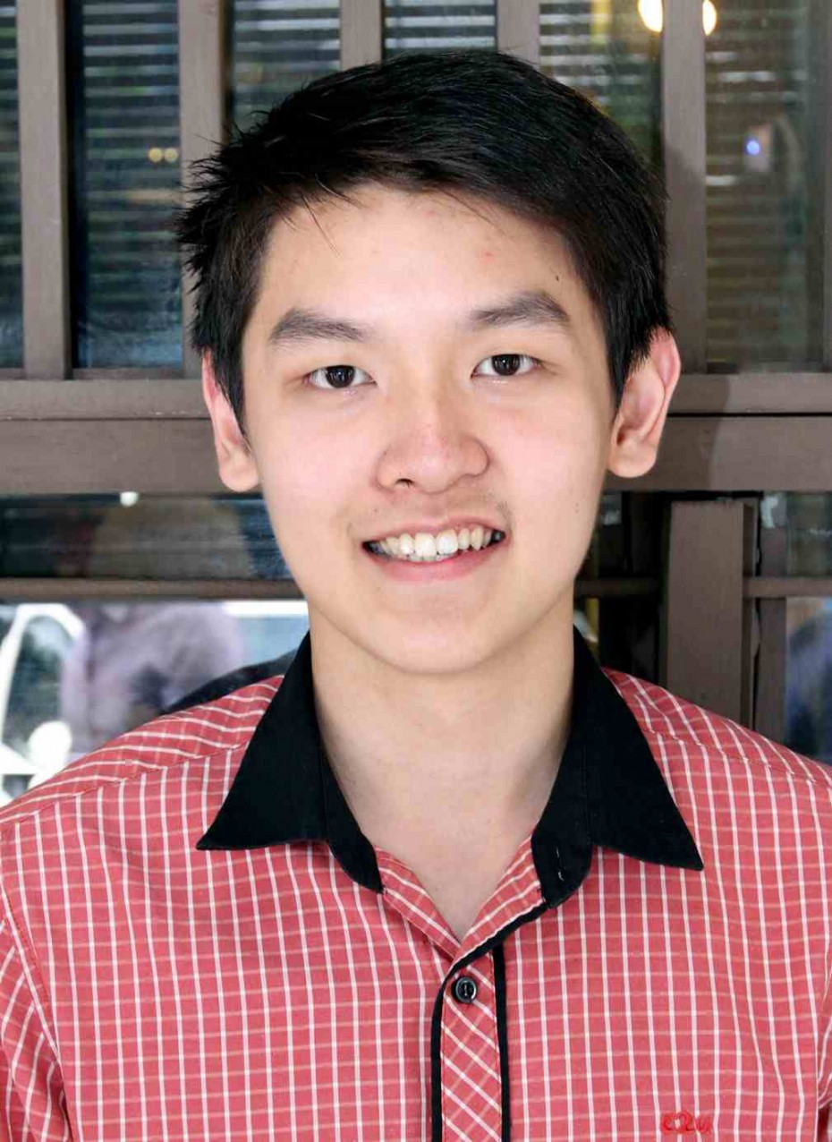 In addition to being the tech lead for Thriving Talents, Yew is also a full-time business student.