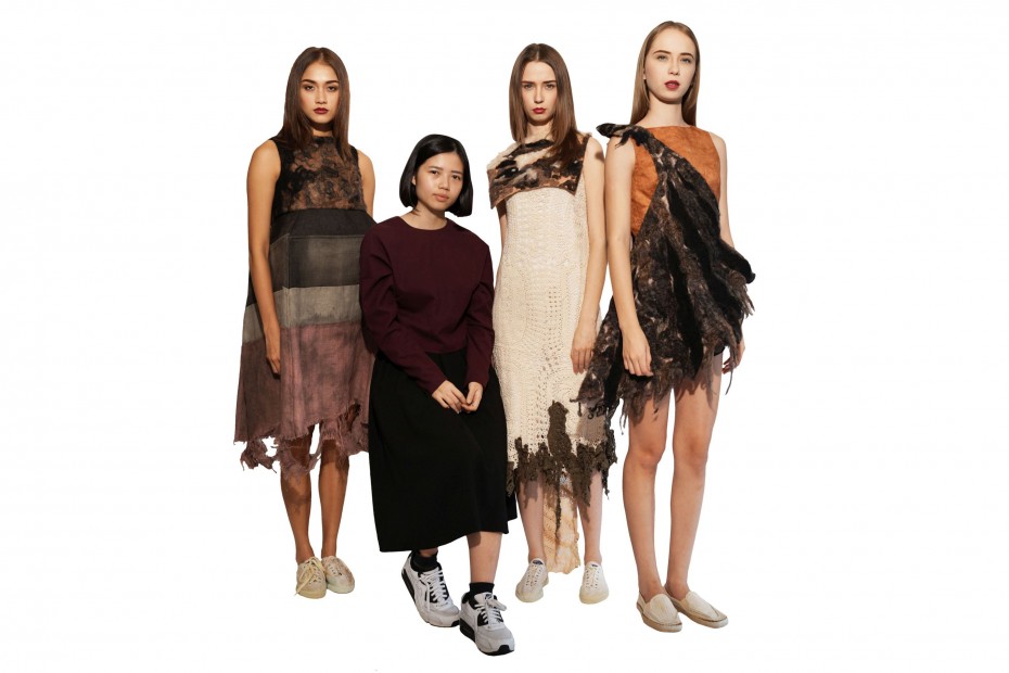 Lee’s collection was inspired by the texture of the trees in Angkor Wat, Cambodia. She used a mix of wool and gunny sack material to create the unique textures that ultimately won her a chance to showcase her collection at KL Fashion Week 2016.
