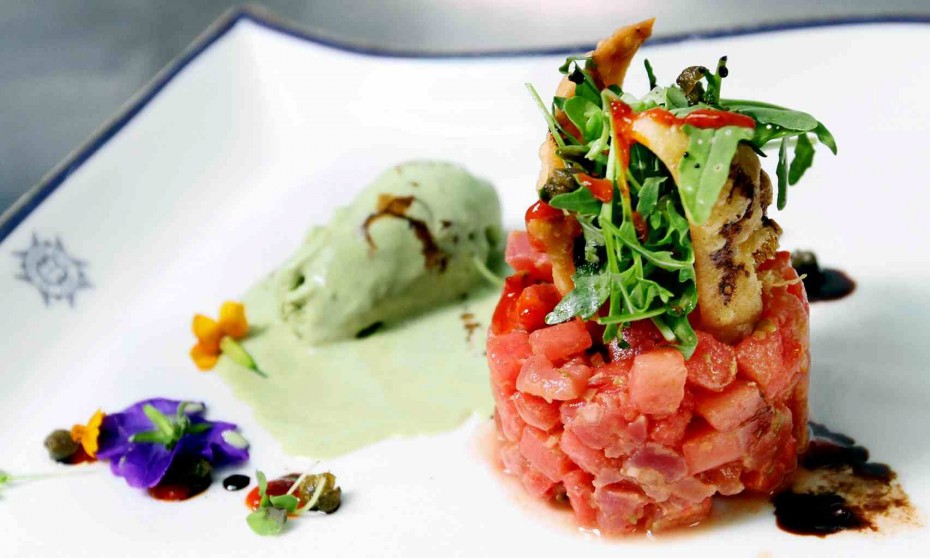 Pan experienced some trouble plating her dish of tuna and watermelon tartare with basil ice cream but managed to pull through at the end.
